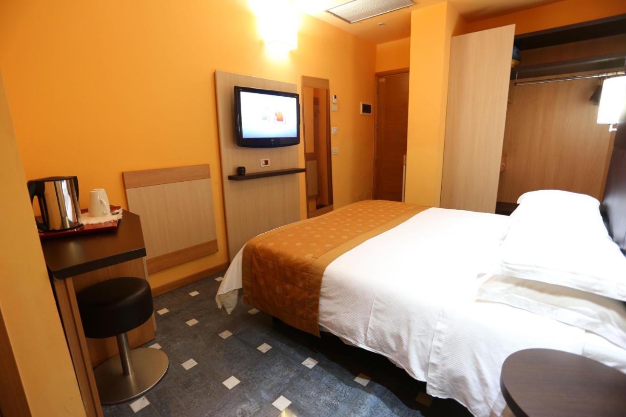 Hotel Genty Rimini Bilik gambar